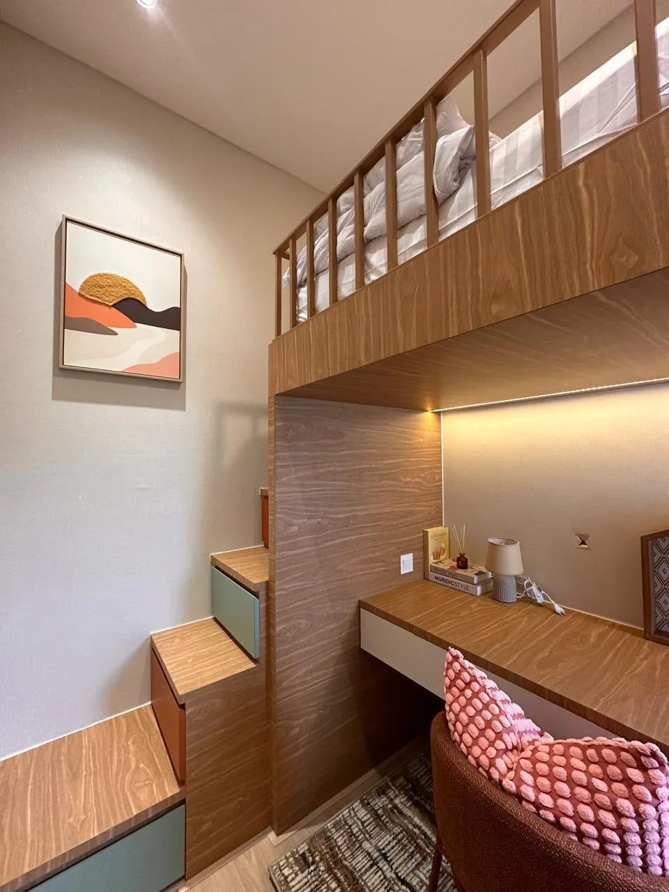 Entrance foyer interior modern Cherrywoods Bintaro Pondok Ranji